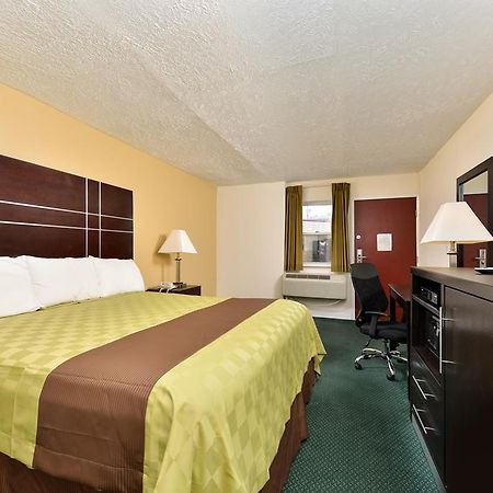 Americas Best Value Inn - Port Jefferson Station - Long Island Quarto foto